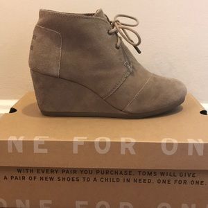 Toms Wedges